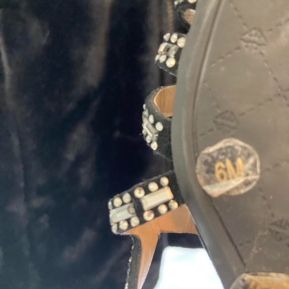 Antonio Melani Black and Silver Sparkly Strappy Sandals 6 - Picture 4 of 4